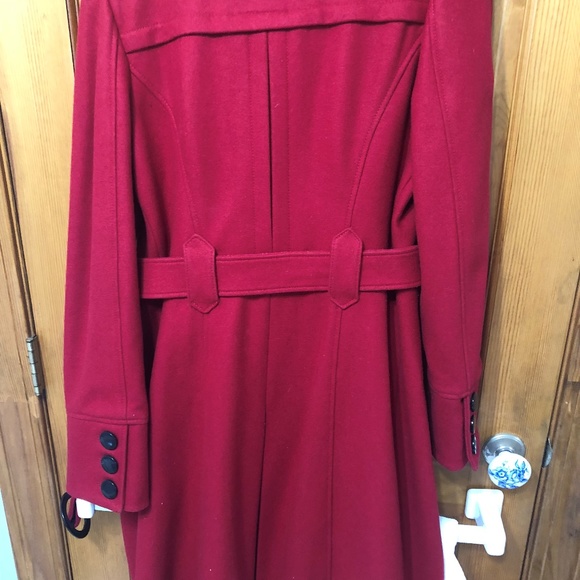 Red Jacket - Picture 6 of 7